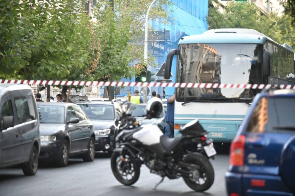 Σε εξέλιξη αστυνομική επιχείρηση για εκκένωση υπό κατάληψη κτιρίου