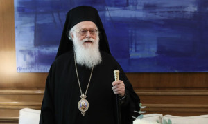 Αρχιεπίσκοπος Αλβανίας Αναστάσιος: Ο άνθρωπος των πολλών πατρίδων