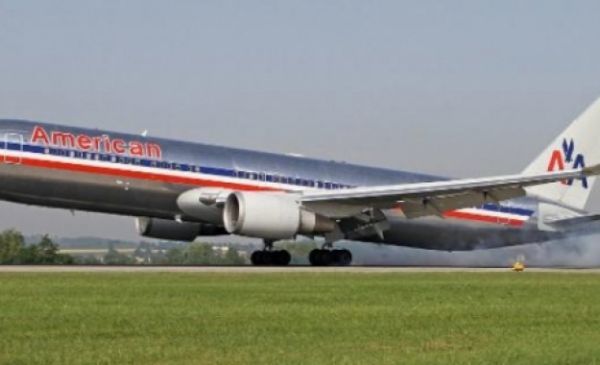 Εδωσαν τα χέρια Boeing και American Airlines για 47 αεροσκάφη