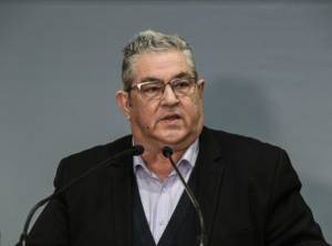 Κουτσούμπας: Κινδυνεύουμε στην κυριολεξία να πούμε το ψωμί ψωμάκι