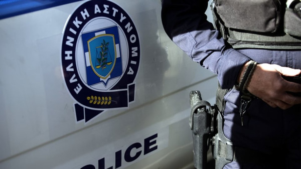 ΕΛΑΣ: Σε άμυνα ο αστυνομικός που πυροβόλησε ληστή στον Κολωνό