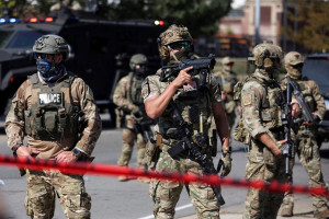 ΗΠΑ: Περίπου 500 μέλη της Εθνοφρουράς αναπτύχθηκαν στο Σικάγο παρά τις αντιδράσεις