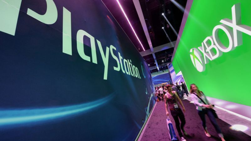"Χάκαραν" τα δίκτυα του Playstation και του Xbox