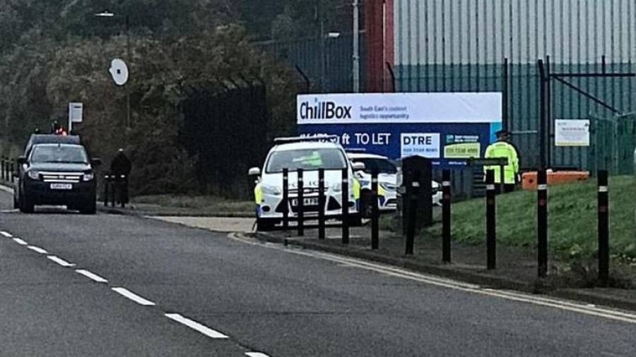 Βρετανία: Οι αρχές εντόπισαν 39 πτώματα σε κοντέινερ φορτηγού