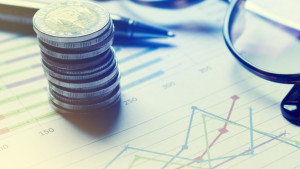 Δημοπρασία εντόκων €400 εκατ. την Τετάρτη (7/10) – Έως €15.000 σε ιδιώτες
