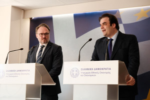Πιερρακάκης: Θέλουμε μία αγορά ενέργειας με χαμηλότερες τιμές για τους καταναλωτές