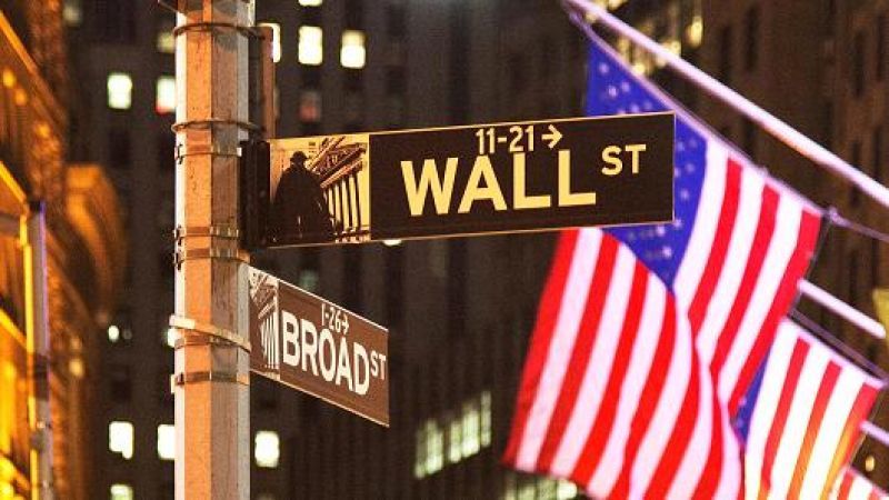 Wall Street: Ώθηση από stress tests, ανησυχίες για το πετρέλαιο