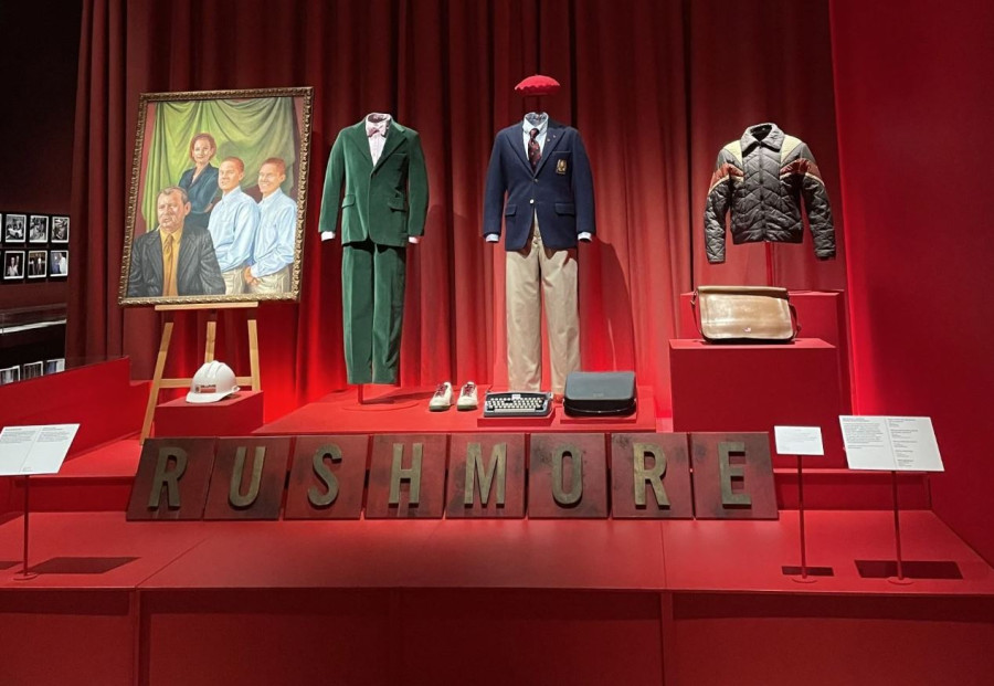 Βουτήξαμε (έστω για λίγο) στον κόσμο του Wes Anderson