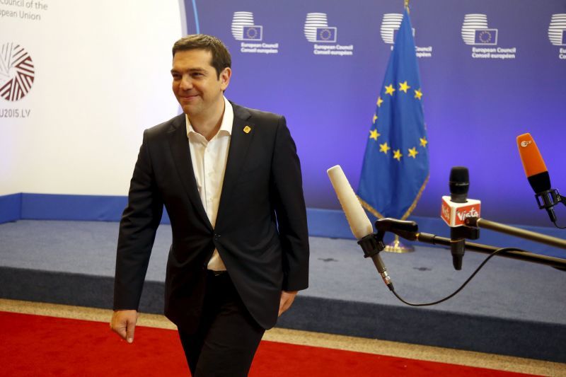 Spiegel:Η Ευρώπη έχει σημαντικότερα θέματα από το σόου του Τσίπρα