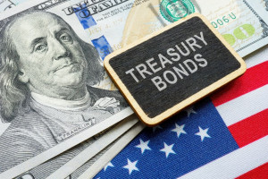 Παγκόσμιο sell-off στα ομόλογα – Εκτινάσσεται το κόστος δανεισμού