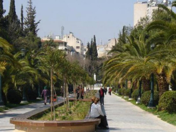 Ο Χαρδαλιάς δεν θέλει εορταστικά παζάρια στο Πεδίον του Άρεως