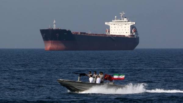 Με βρετανική συνοδεία τα εμπορικά πλοία στον Περσικό Κόλπο
