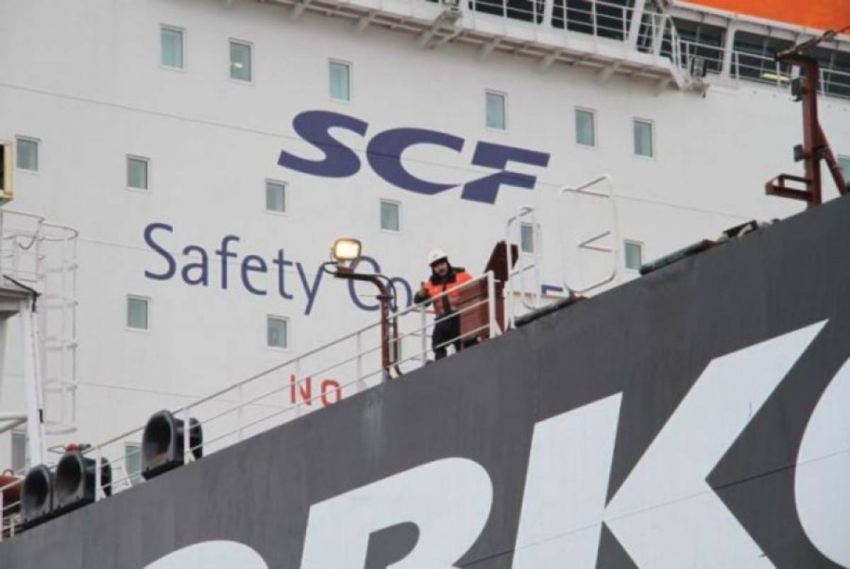 Η Sovcomflot παρουσίασε καινοτόμα πλοία με LNG στον ΙΜΟ