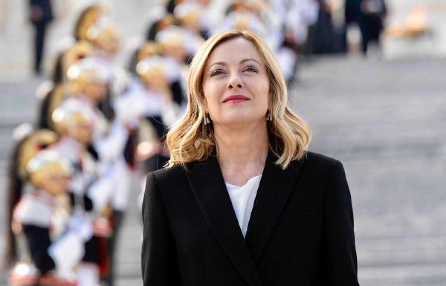 Υποψήφια στις ευρωεκλογές η Μελόνι: «Στο ψηφοδέλτιο γράψτε μόνο Τζόρτζια»