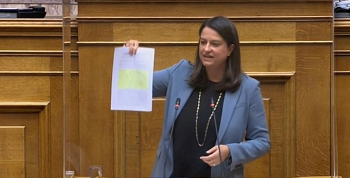 Υπερψηφίστηκε το νομοσχέδιο για τα ΑΕΙ- Αιχμές από Κεραμέως