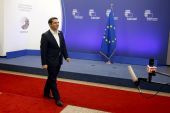 Σαν την καλαμιά στον κάμπο… στις Βρυξέλλες