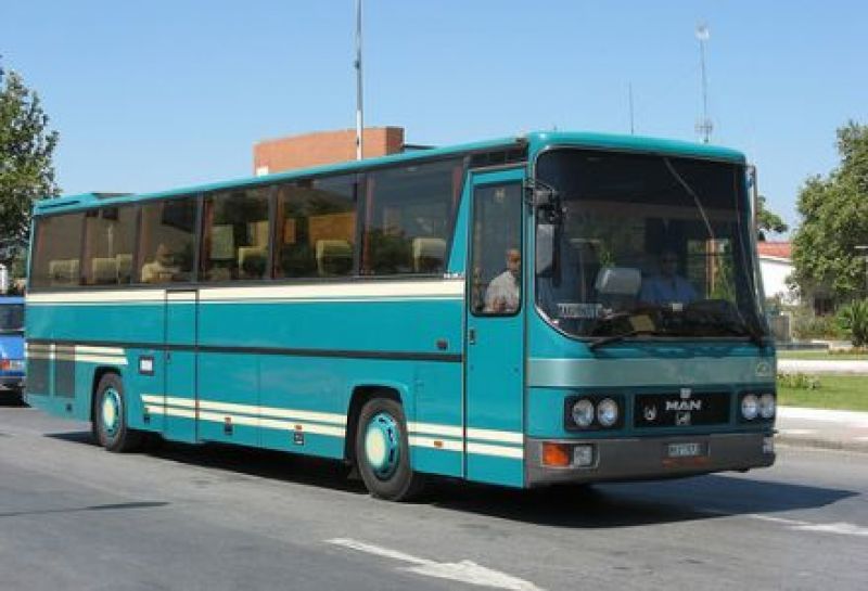 Μπορούν να συνεργαστούν αστικά με υπεραστικά λεωφορεία;