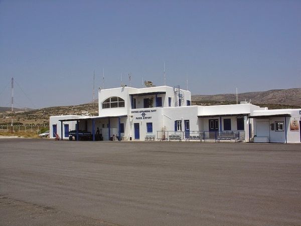 Σε λειτουργία το νέο αεροδρόμιο της Πάρου από την Intrakat