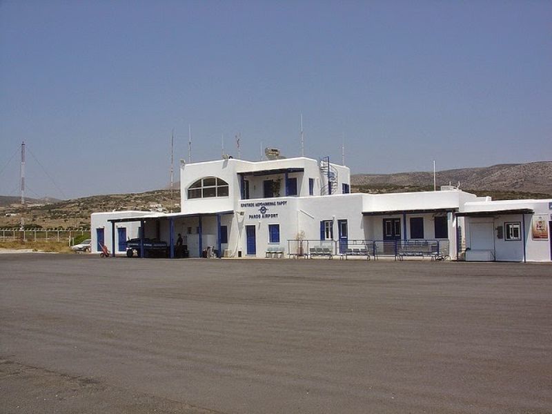 Σε λειτουργία το νέο αεροδρόμιο της Πάρου από την Intrakat