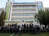 Στα πρόθυρα εμφράγματος η κυβέρνηση - Βενιζέλος: «Κάνει μεγάλο πολιτικό λάθος όποιος υποτιμήσει αυτά που λέμε»