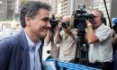 Στην τελική ευθεία για νέα επώδυνα μέτρα:Τα «δώρα» των Θεσμών