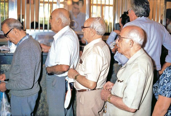 Υπ. Εργασίας: Νωρίτερα οι συντάξεις του Ιανουαρίου