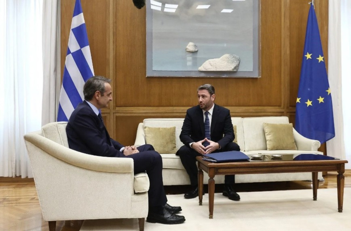 Μητσοτάκης: Κατ’ ιδίαν η ενημέρωση των πολιτικών αρχηγών για τις εξελίξεις στην Μέση Ανατολή