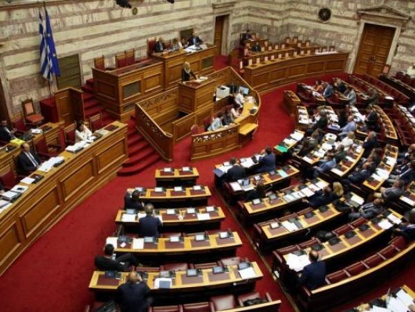 Κατατέθηκε στη Βουλή το νομοσχέδιο για το άσυλο