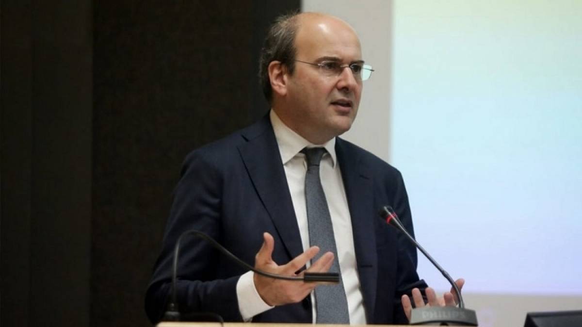 Χατζηδάκης: Η ΔΕΗ χρειάζεται νέο business plan