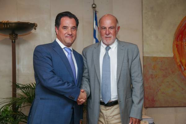 Συνάντηση Γεωργιάδη με τον πρόεδρο της ΟΚΕ