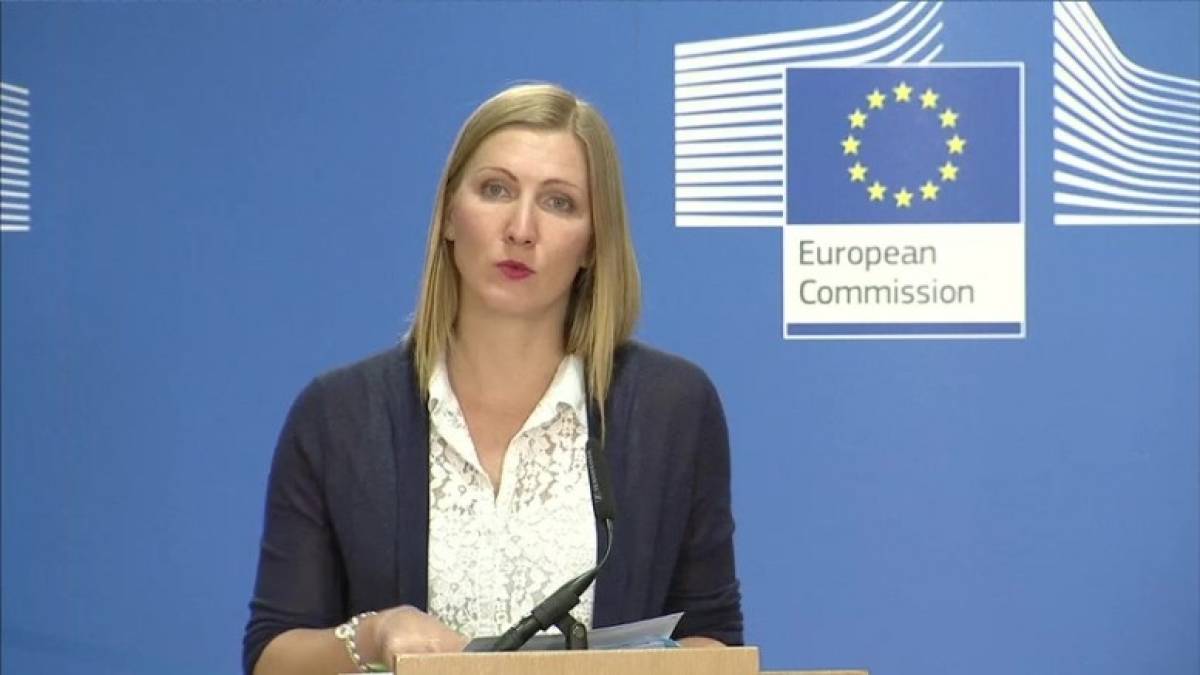 Την εφαρμογή της συμφωνίας Ελλάδας-Τουρκίας επιτάσσει η Κομισιόν