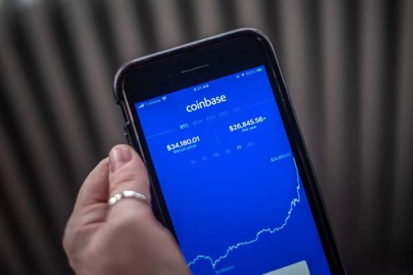 Coinbase: Βάζει τέλος στα σχέδια για πρόγραμμα δανεισμού σε κρυπτονομίσματα