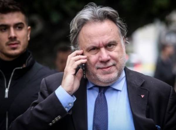 Ο Κατρούγκαλος στη Σιγκαπούρη