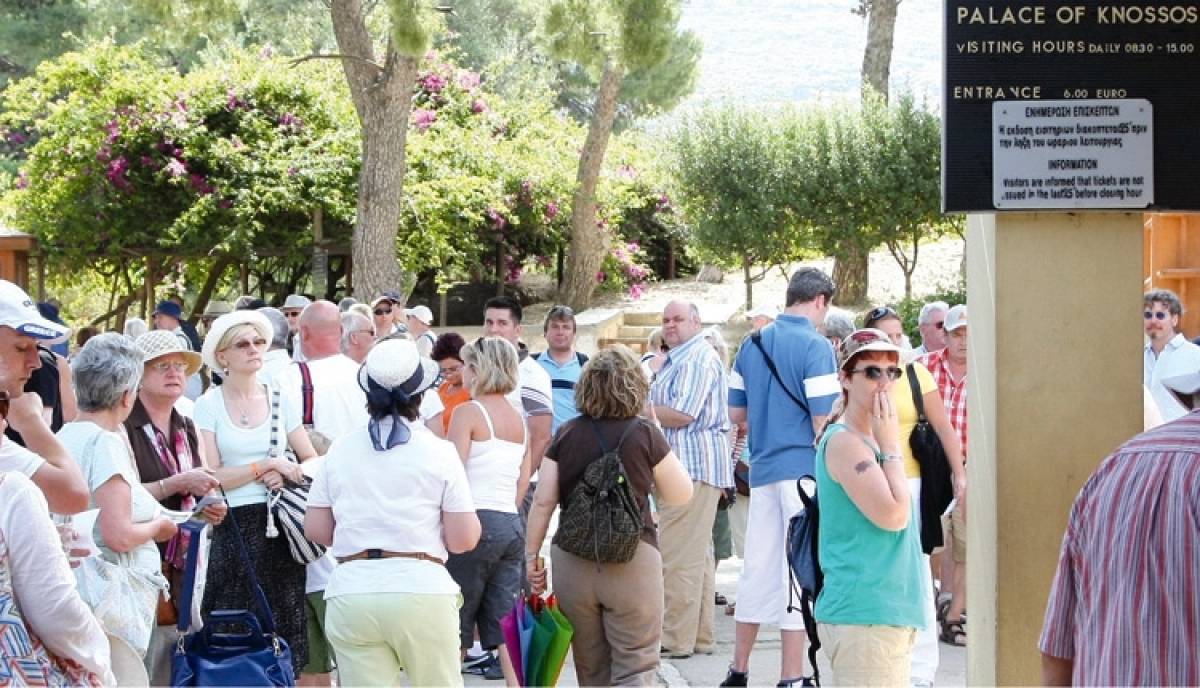 Γιατί το ηλεκτρονικό εισιτήριο έφερε και ουρές στους αρχαιολογικούς χώρους