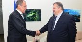Στην Αθήνα ο Λαβρόφ με φόντο ρωσικές επενδύσεις