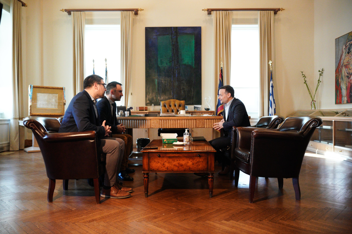 Δούκας: Συναντήθηκε με Χαρίτση και Ηλιόπουλο για μια δημοκρατική αυτοδιοίκηση