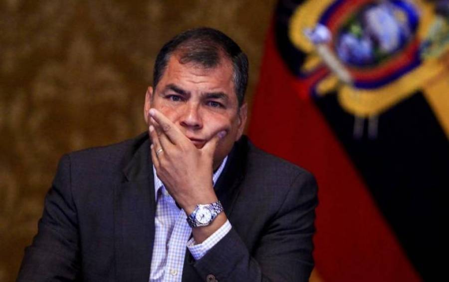 Ισημερινός: Ένταλμα σύλληψης για τον πρώην πρόεδρο Ραφαέλ Κορέα