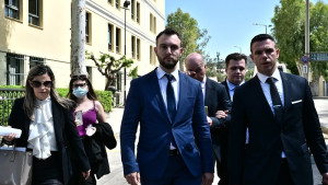 Ελεύθερος αφέθηκε ο Κ. Φλώρος- Του επιβλήθηκαν περιοριστικά μέτρα
