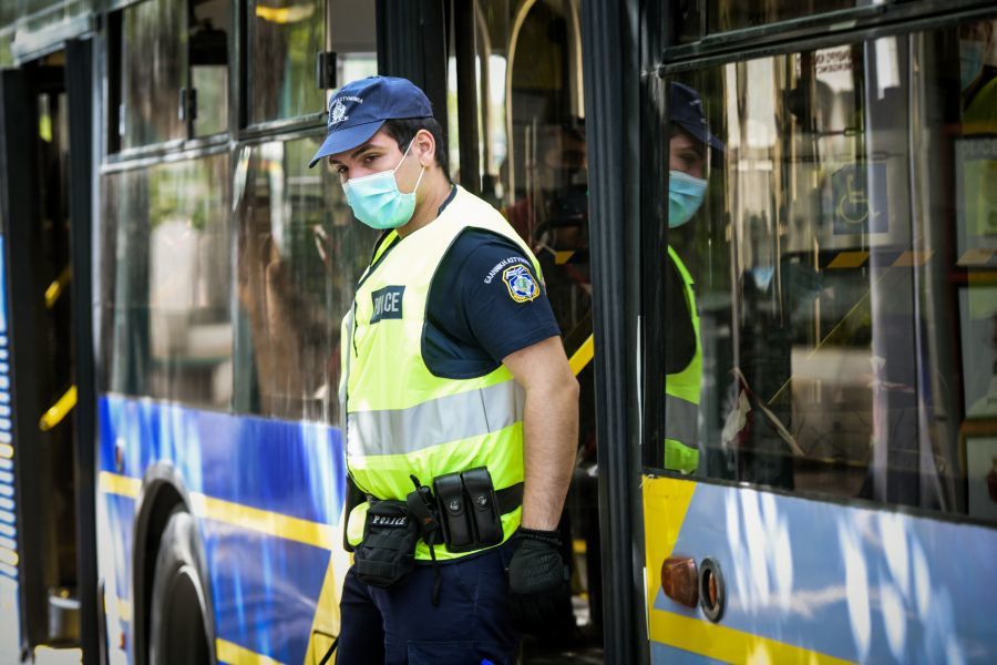 Μέτρα κορονοϊού: Μια σύλληψη, 18 παραβάσεις και 2 αναστολές λειτουργίας
