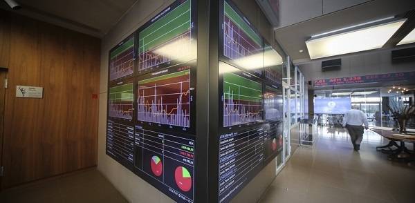 Σε αναζήτηση νέας ισορροπίας η αγορά