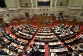 Βουλή: Απόρριψη της αίτησης αντισυνταγματικότητας του ασφαλιστικού
