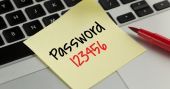 Οι μισοί χρήστες αποθηκεύουν επισφαλώς τους κωδικούς πρόσβασης