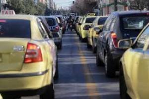 Πράσινη μετάβαση: Τρεις μεγάλες αλλαγές σε ΙΧ, ταξί, καυστήρες