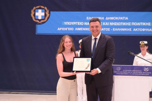 Κικίλιας στη βράβευση της Σοφίας Κασπίρη: Οι ναυαγοσώστες μας βρίσκονται καθημερινά στην πρώτη γραμμή