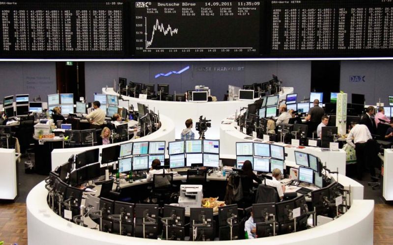 Νευρικότητα στην Ευρώπη με το βλέμμα στην ΕΚΤ