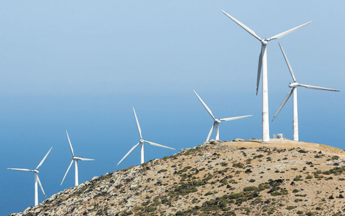 ΔΕΗ Ανανεώσιμες: Ανέλαβε την κατασκευή υβριδικού σταθμού ΑΠΕ στην Αστυπάλαια