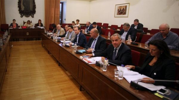Πολιτική θύελλα, λόγω Καλογρίτσα-Στην Επιτροπή Θεσμών o Παππάς