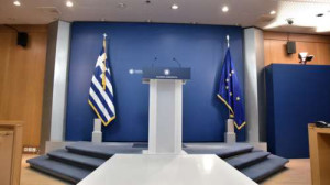 Δεν ακολουθεί συνταγή «Τσαπανίδου» ο Μητσοτάκης για την εκπροσώπηση στον Τύπο (λένε από το Μαξίμου)