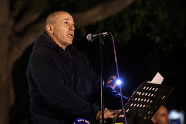 Άρχισαν τα όργανα στο κόμμα Καρυστιανού – Αποχώρησε ο Βασίλης Κοκοτσάκης
