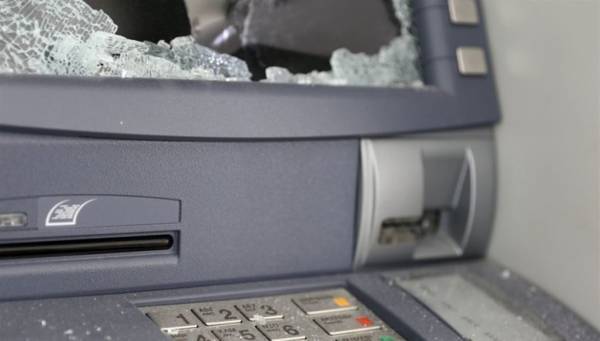 Έκρηξη ΑΤΜ στην Αγία Παρασκευή- Αναζητούνται οι δράστες